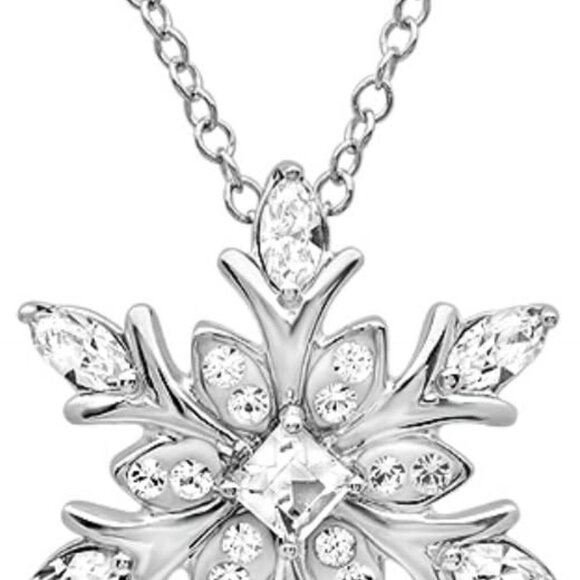 Other - Snowflake Pendant-Necklace made with Austrian Crystals in Sterling Silver on an